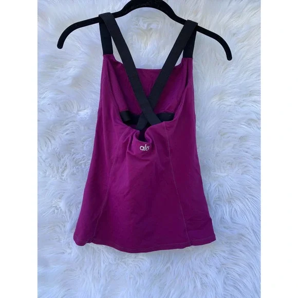 Alo yoga elevate tank top - Picture 3 of 5